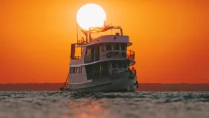 🚢 A Grande travessia: De Santarém a Manaus a bordo de um Ferry Boat 🌊✨